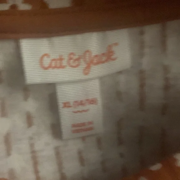 Women - Picture 3 of 3